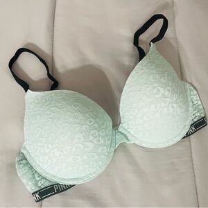 VS PINK Leopard Lace Bra